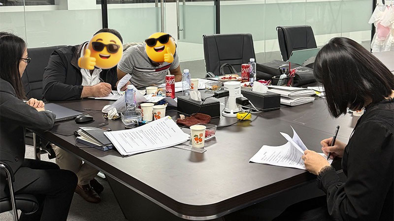 RX Machinery signe avec succès un contrat avec un client afghan pour une ligne de production de couches pour bébés à grande taille.